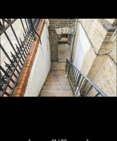 West Kensington 3 Bedroom Apartment London Exterior photo